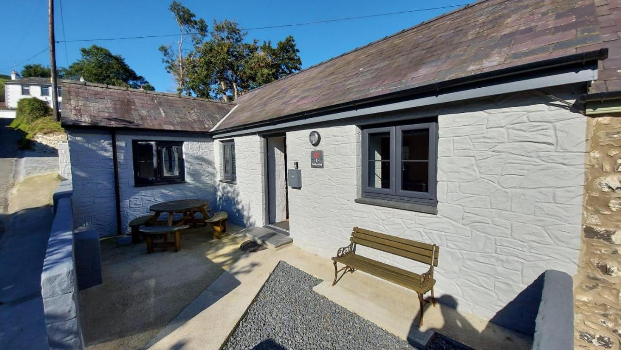 No 1 Dolheulog Sa46 0ep Holiday home